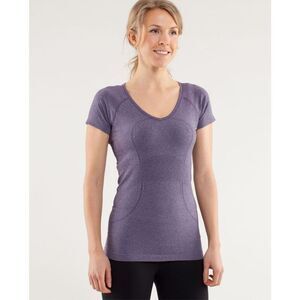 Lululemon Swiftly Tech V Neck In Concord Grape Size 10